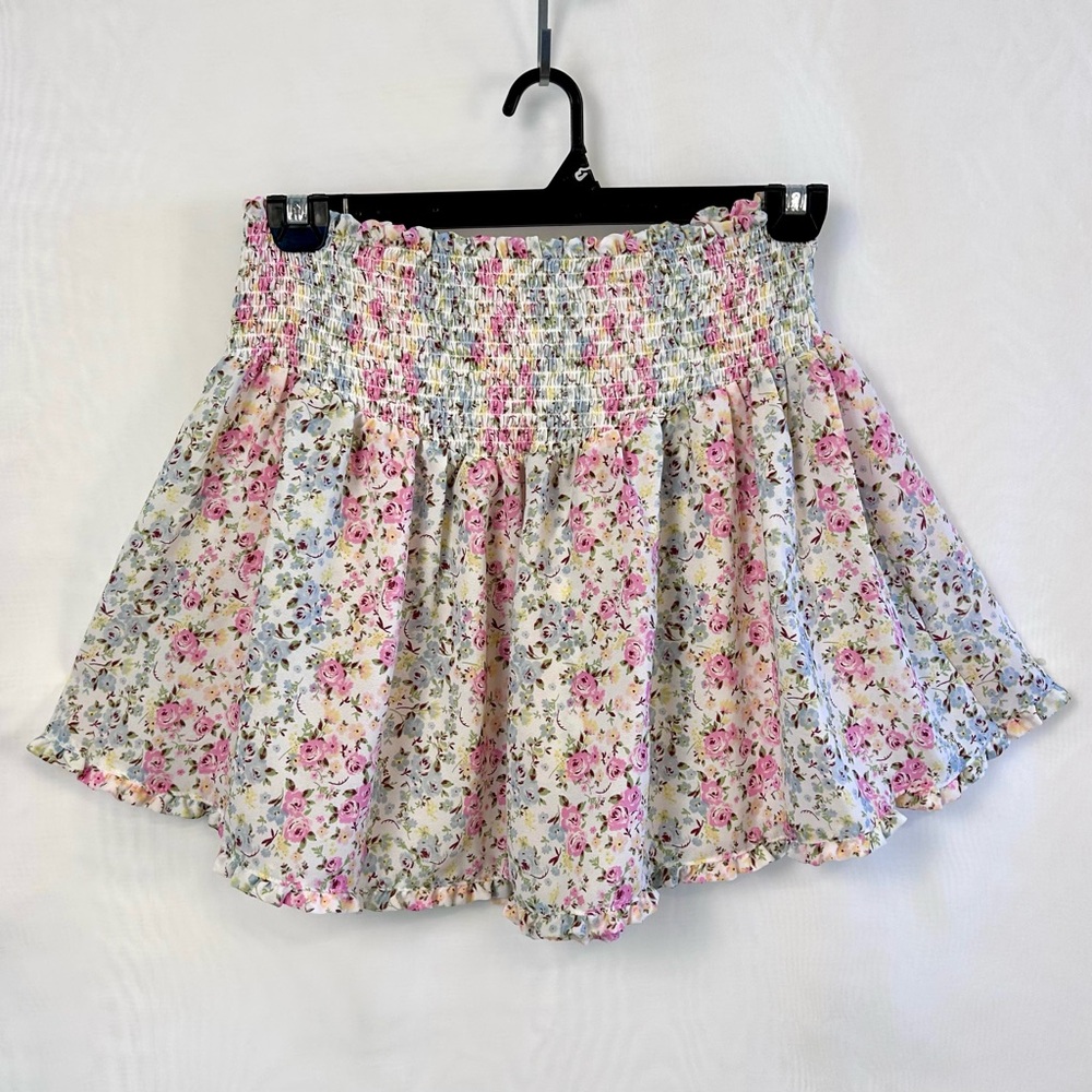 Madden NYC Women’s Floral Smocked Waist Ruffled Floral Skirt / Large
